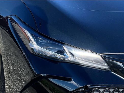 Used 2019 Toyota Avalon Touring image 27