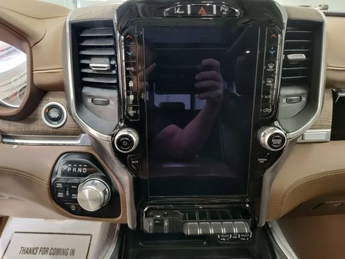 Used 2022 RAM 1500 Limited image 31