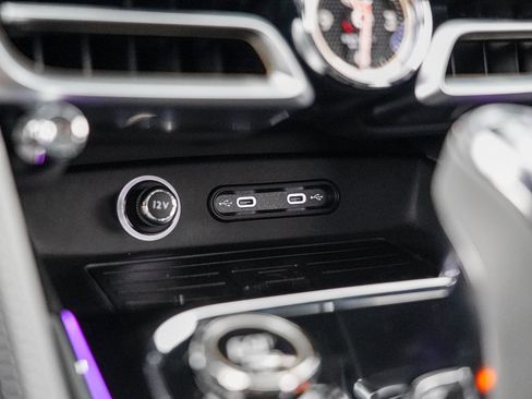 Used 2025 Bentley Flying Spur Plug-In Hybrid AWD/4WD image 28