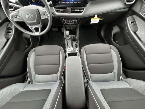 New 2026 Chevrolet TrailBlazer LT w/ Midnight Edition FWD image 12