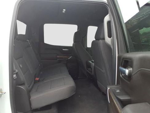 Used 2022 Chevrolet Silverado 1500 LT Trail Boss w/ Convenience Package II image 13