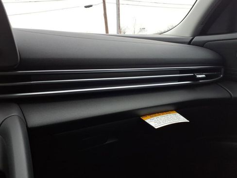 New 2026 Hyundai Elantra SE FWD image 9