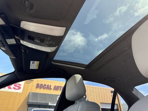 Used 2012 Mercedes-Benz C 250 Sedan image 17