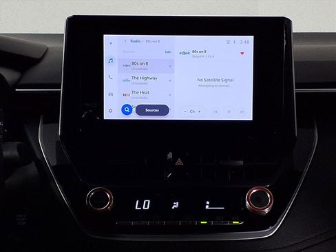 Used 2024 Toyota Corolla SE image 15