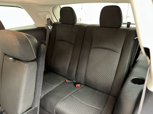 Used 2019 Dodge Journey SE image 11