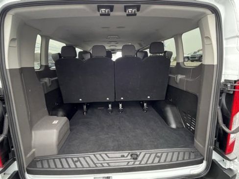 Used 2023 Ford Transit 350 XLT image 5