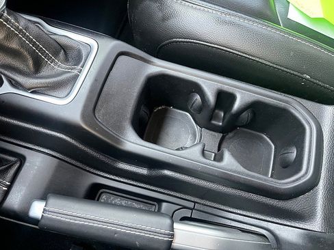 Used 2018 Jeep Wrangler Unlimited Sahara w/ Dual Top Group image 24