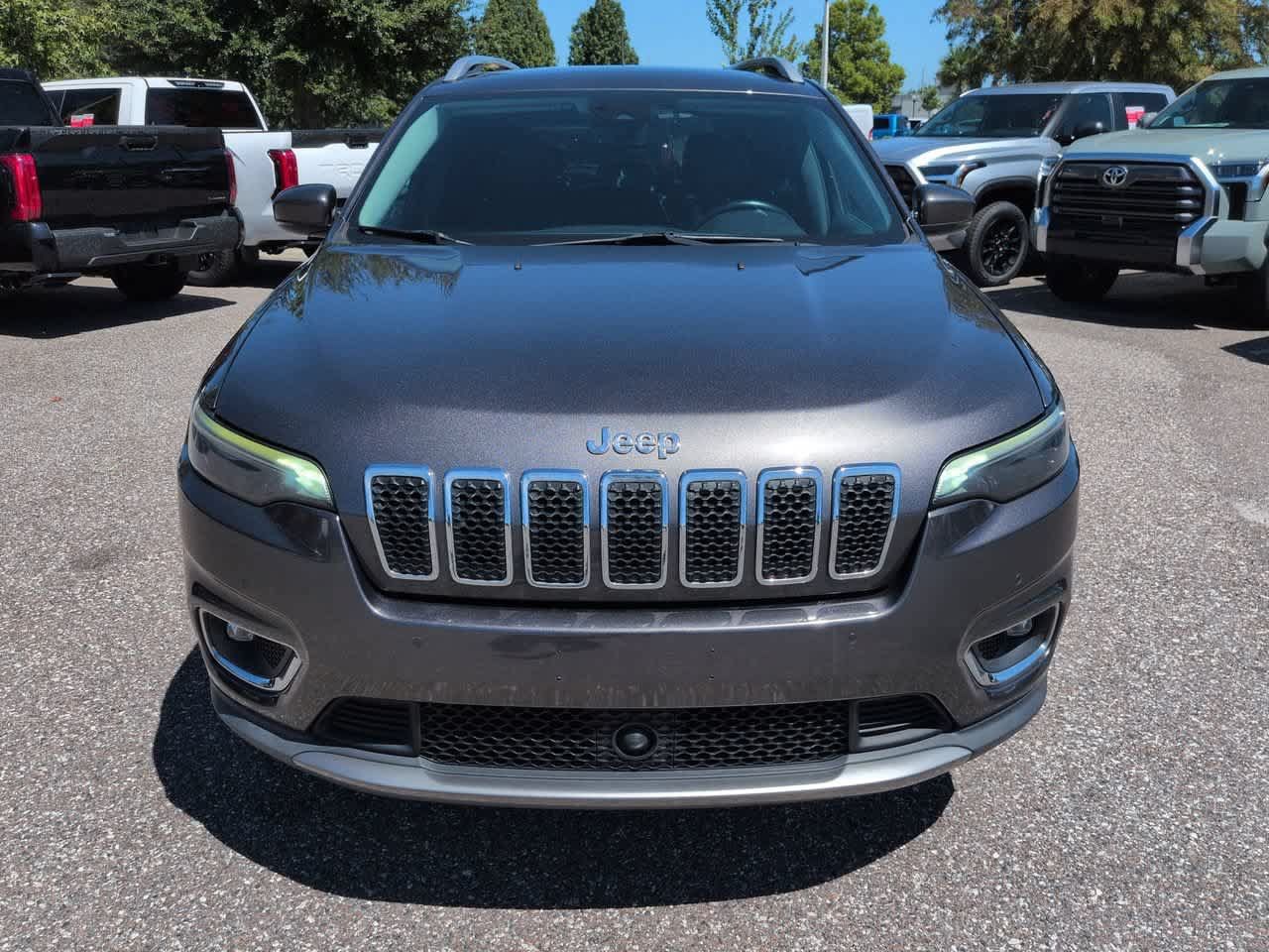 Used 2021 Jeep Cherokee Limited w/ Mopar Interior Package AWD/4WD image 9