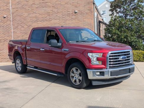 Used 2017 Ford F150 XLT w/ Equipment Group 302A Luxury image 3