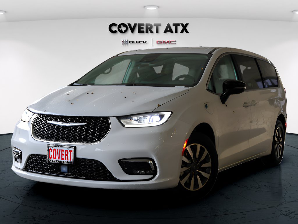 Used 2024 Chrysler Pacifica Limited FWD image 1