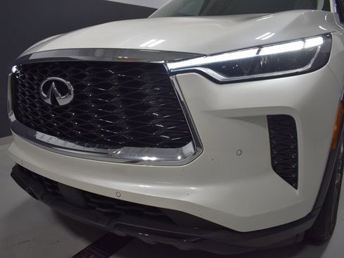 Used 2023 INFINITI QX60 Luxe w/ Cargo Package image 11