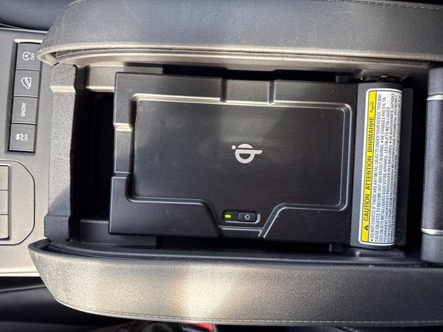Used 2021 Toyota Highlander XLE AWD/4WD image 37