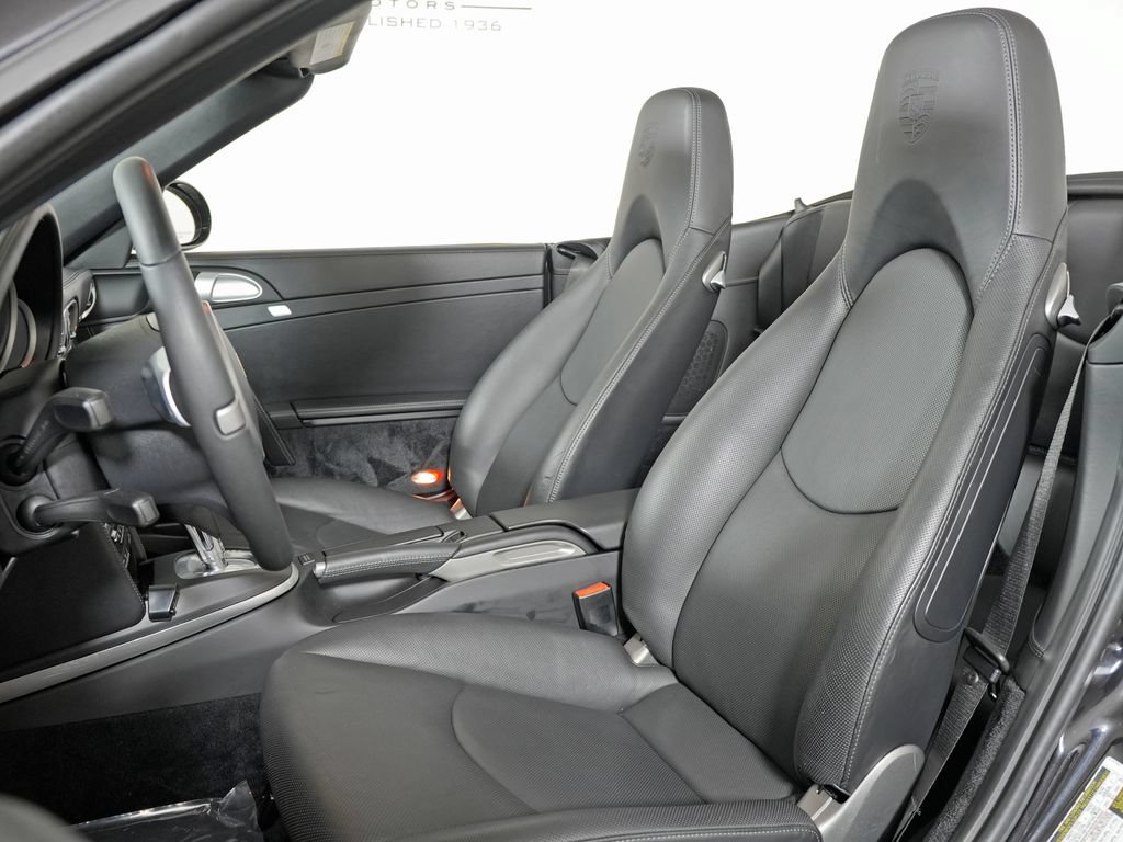 Used 2010 Porsche 911 Carrera S RWD image 5