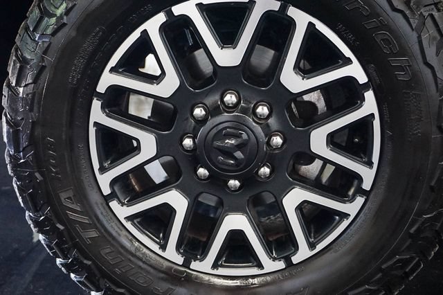 Used 2025 RAM 2500 Limited AWD/4WD image 7