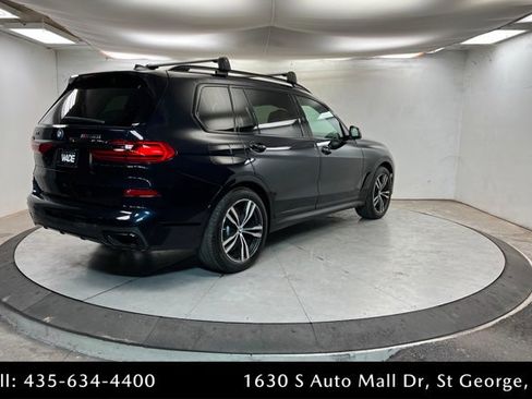 Used 2022 BMW X7 M50i image 5