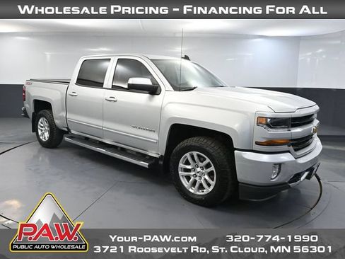 Used 2018 Chevrolet Silverado 1500 LT w/ All Star Edition AWD/4WD image 1
