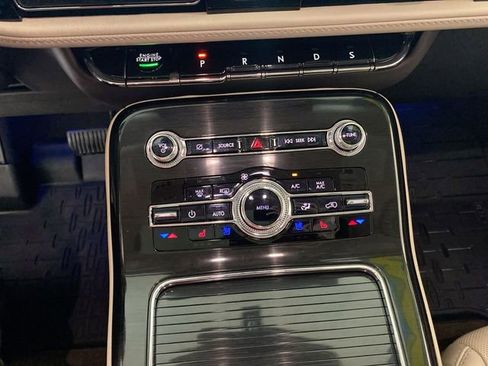 Used 2023 Lincoln Nautilus Reserve AWD/4WD image 42