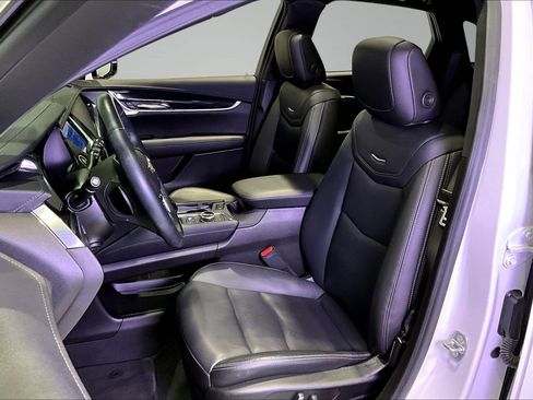 Used 2023 Cadillac XT5 Premium Luxury FWD image 21