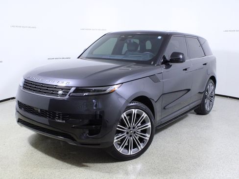 Used 2024 Land Rover Range Rover Sport SE image 1