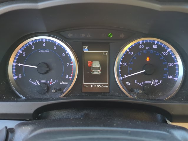 Used 2017 Toyota Highlander Plus w/ Carpet Mat Package AWD/4WD image 16