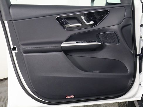 New 2026 Mercedes-Benz GLC 300 image 7