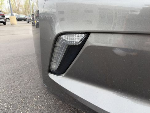 Used 2016 Chevrolet Volt LT FWD image 10