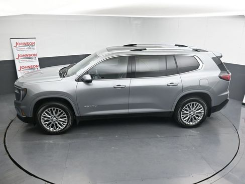Used 2024 GMC Acadia Denali w/ LPO, Roadside Safety Package image 33