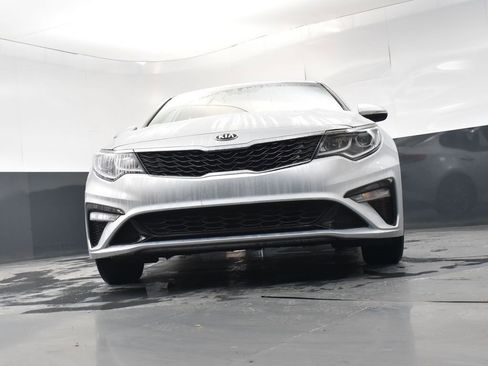 Used 2019 Kia Optima LX image 23