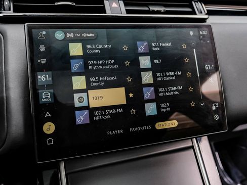 Used 2024 Land Rover Range Rover Velar Dynamic SE image 31