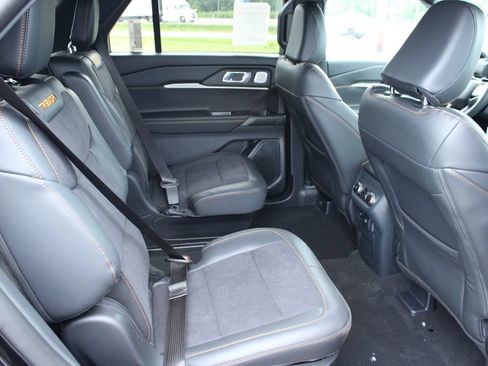 New 2026 Ford Explorer Tremor w/ Tremor Ultimate Package AWD/4WD image 18