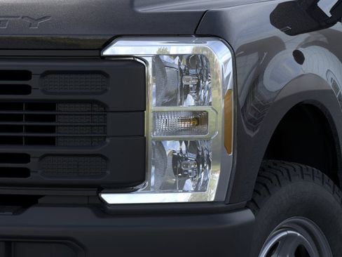 New 2026 Ford F350 XL AWD/4WD image 18