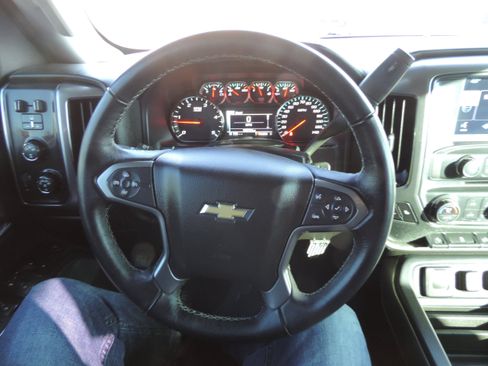 Used 2016 Chevrolet Silverado 3500 LT w/ LT Convenience Package image 7