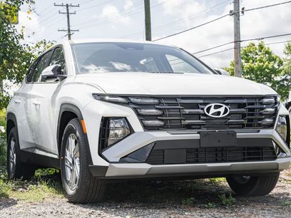 New 2026 Hyundai Tucson SE