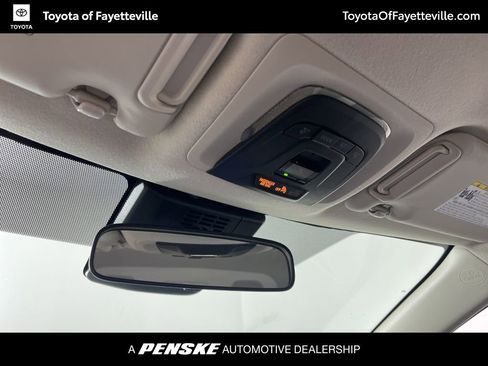 Used 2026 Toyota Corolla LE image 22