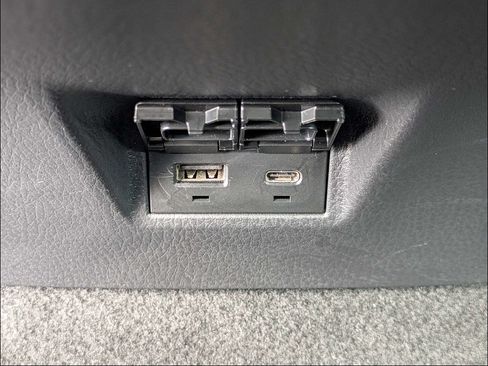 Used 2025 Toyota Camry LE FWD image 13