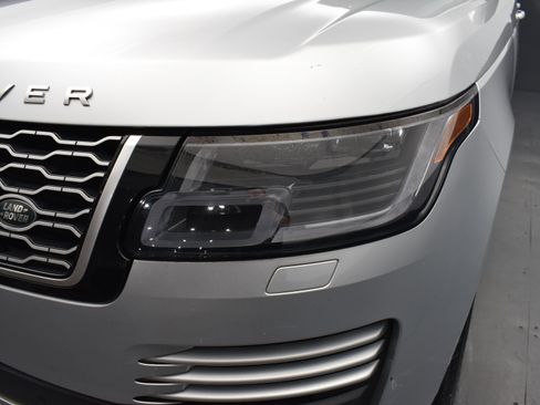 Used 2020 Land Rover Range Rover HSE image 5