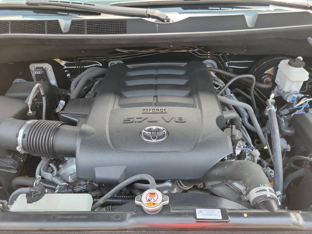 Used 2020 Toyota Tundra SR5 w/ SR5 Upgrade Package AWD/4WD image 20