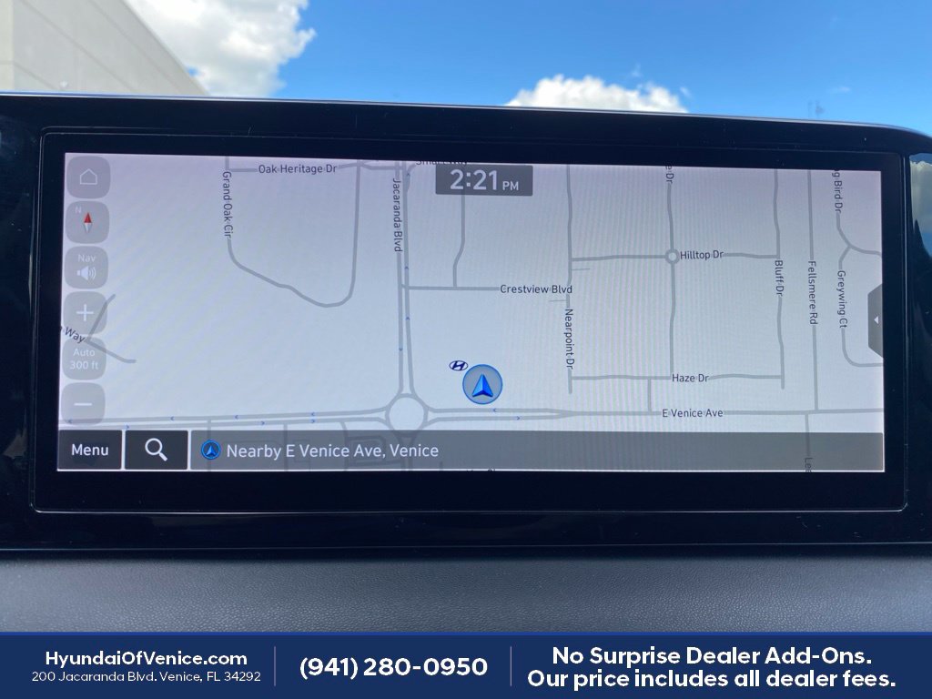 Used 2024 Hyundai Palisade SEL FWD image 4