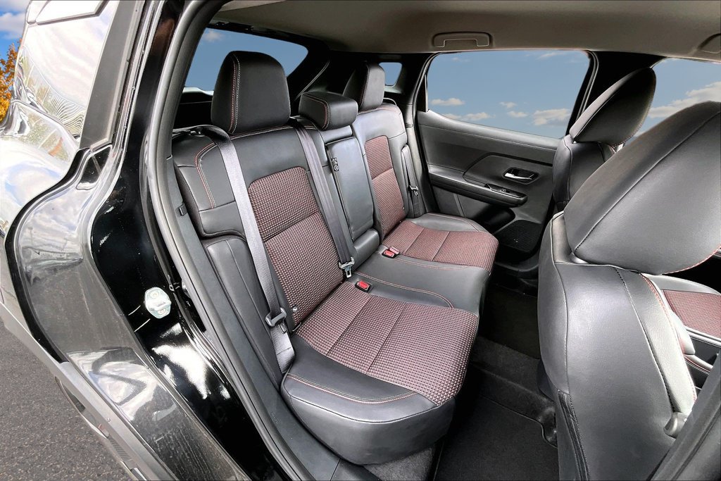 New 2026 Nissan Kicks SR FWD image 10