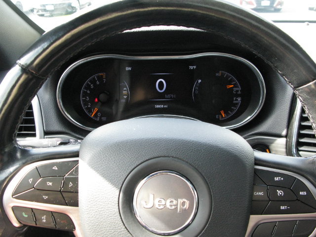 Used 2020 Jeep Grand Cherokee Altitude AWD/4WD image 14