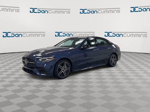 Used 2024 Mercedes-Benz C 300 4MATIC Sedan image 4