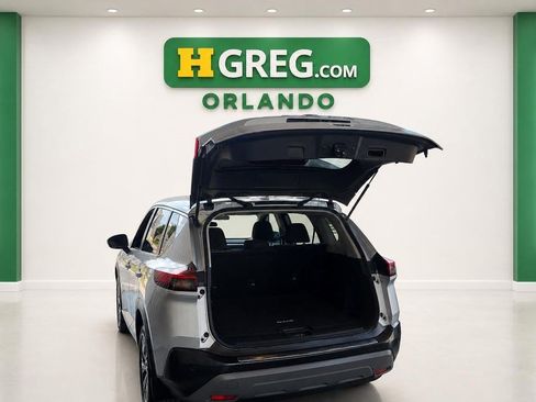 Used 2022 Nissan Rogue SV FWD image 10