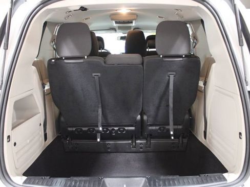 Used 2017 Dodge Grand Caravan SE w/ Power Window Group FWD image 13