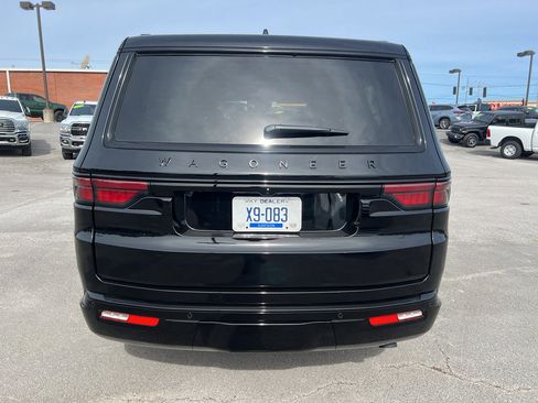 New 2025 Jeep Wagoneer Series II image 6