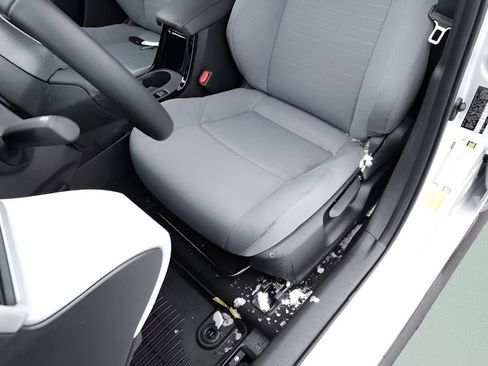Certified 2025 Toyota Corolla SE w/ SE Premium Package FWD image 20
