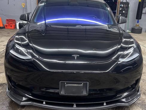Used 2021 Tesla Model 3 Performance image 8