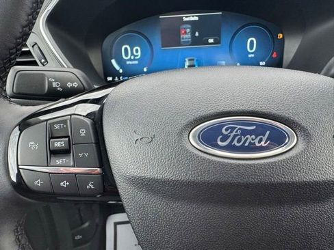 Used 2025 Ford Escape Platinum AWD/4WD image 28