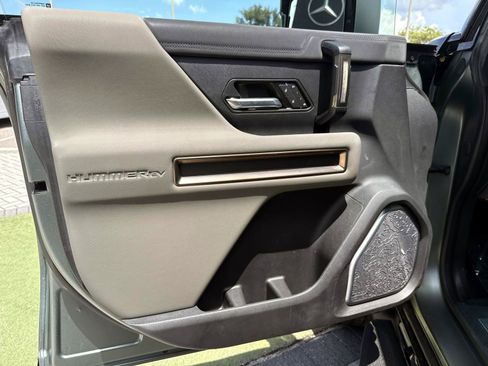 Used 2024 GMC Hummer EV 3X AWD/4WD image 19