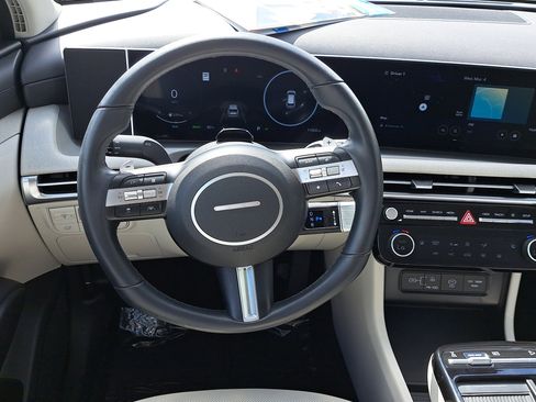 Certified 2025 Hyundai Tucson SEL image 23