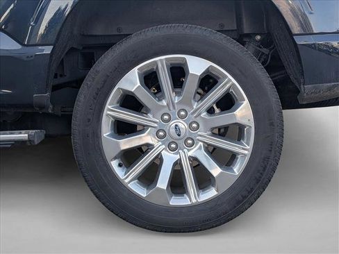 Used 2022 Ford F150 Limited AWD/4WD image 9